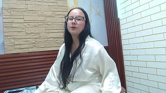 Snapshot of malory_black chatting on April 6, 2026, 7:26 pm malory black online show from April 6, 2026, 7:26 pm