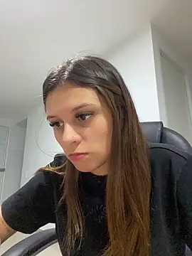 Alison parkerrr online show from April 4, 2026, 1:45 am