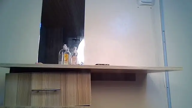 Snapshot of Shan0299__ chatting on May 8, 2026, 2:32 pm Shan0299 online show from May 8, 2026, 2:32 pm