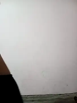 Snapshot of MANSI_HORNI86 chatting on April 4, 2026, 12:12 pm MANSI HORNI86 online show from April 4, 2026, 12:12 pm