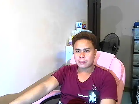 Snapshot of tipsy_butter chatting on July 27, 2026, 9:55 pm tipsy butter online show from July 27, 2026, 9:55 pm