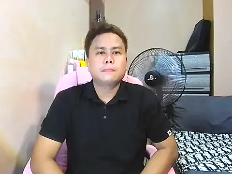 Snapshot of tipsy_butter chatting on June 12, 2026, 5:05 am tipsy butter online show from June 12, 2026, 5:05 am