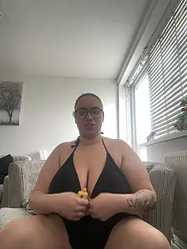 Snapshot of shayyxo chatting on April 9, 2026, 1:17 pm shayyxo online show from April 9, 2026, 1:17 pm