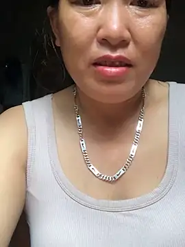 candy-beo online show from May 15, 2026, 10:52 pm