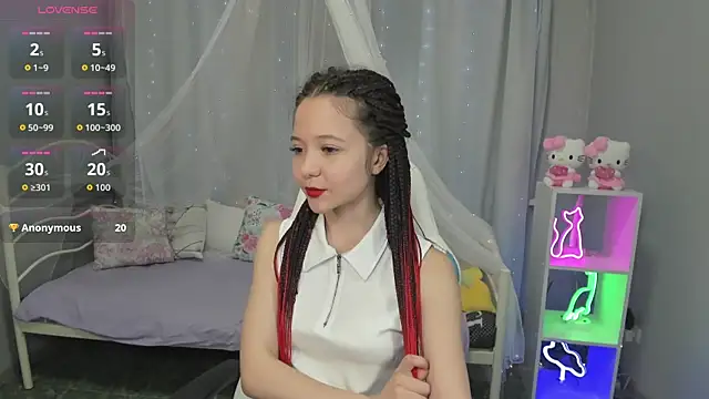 OliviaRice online show from April 6, 2026, 11:00 am