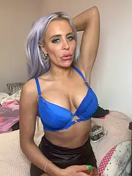 Snapshot of Calypso_222 chatting on May 8, 2026, 8:45 pm Calypso 222 online show from May 8, 2026, 8:45 pm
