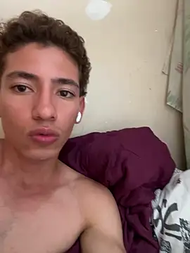 Gaby1823 online show from April 11, 2026, 7:28 pm