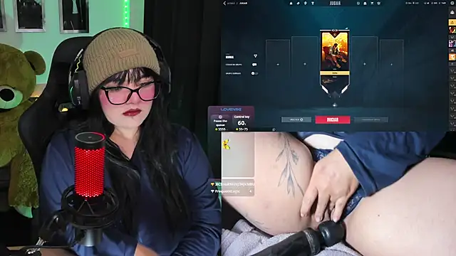 EternaAura  online show from April 17, 2026, 1:25 pm