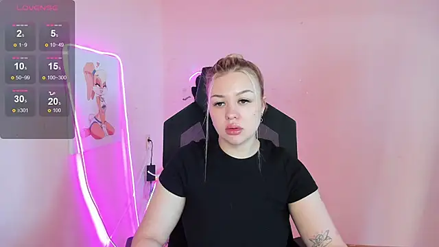 AmeliePeach online show from June 20, 2026, 1:54 am