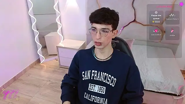 kaii tay1 online show from April 12, 2026, 11:35 am