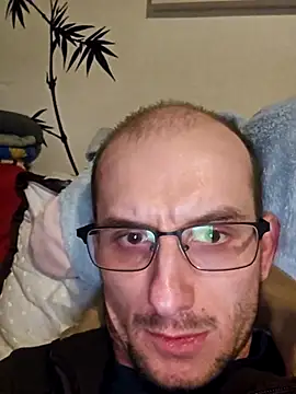 Snapshot of UpbeatXiphias chatting on April 15, 2026, 8:20 pm UpbeatXiphias online show from April 15, 2026, 8:20 pm