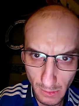 Snapshot of UpbeatXiphias chatting on April 11, 2026, 4:21 pm UpbeatXiphias online show from April 11, 2026, 4:21 pm