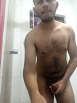 Snapshot of alberto_marques chatting on June 1, 2026, 11:48 pm alberto marques online show from June 1, 2026, 11:48 pm