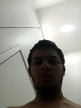 Snapshot of alberto_marques chatting on May 2, 2026, 12:54 pm alberto marques online show from May 2, 2026, 12:54 pm