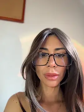 AlmaSajor  online show from April 17, 2026, 1:47 pm