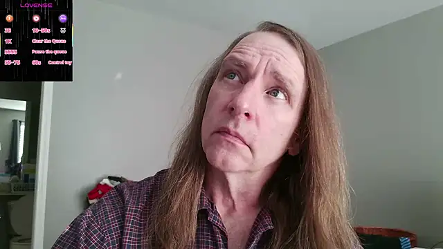 Snapshot of Magnus_Luv chatting on July 10, 2026, 12:27 pm Magnus Luv online show from July 10, 2026, 12:27 pm