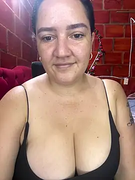 Snapshot of Fresita-12 chatting on July 9, 2026, 2:01 am Fresita-12 online show from July 9, 2026, 2:01 am