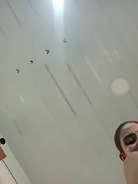 SANDY QUEEN online show from April 14, 2026, 11:54 pm