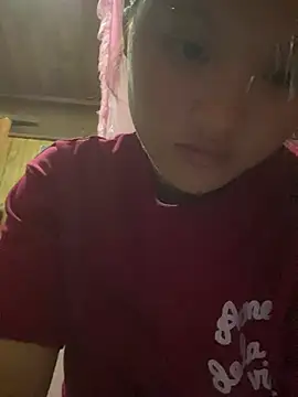 Snapshot of __Sunflower__ chatting on April 11, 2026, 1:04 pm Sunflower online show from April 11, 2026, 1:04 pm