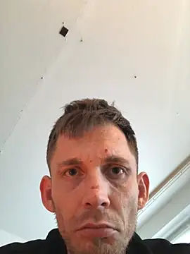 freddy089089 online show from April 5, 2026, 5:47 am