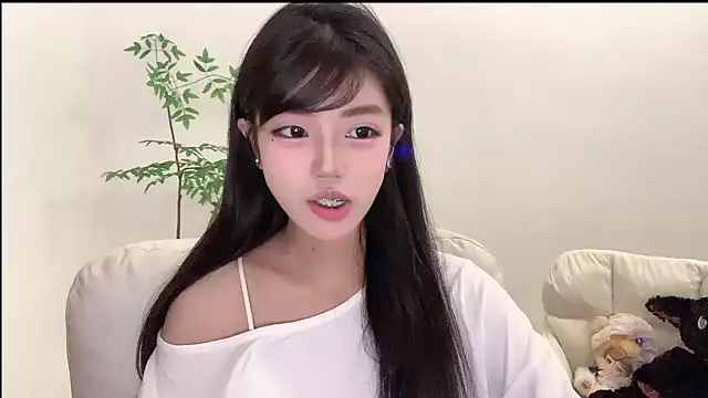 Snapshot of Kitteovo chatting on May 29, 2026, 9:48 am Kitteovo online show from May 29, 2026, 9:48 am