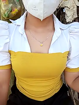 Snapshot of minachao121 chatting on April 5, 2026, 9:16 am minachao121 online show from April 5, 2026, 9:16 am