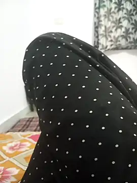 Snapshot of Priyasinghji chatting on May 24, 2026, 6:24 am Priyasinghji online show from May 24, 2026, 6:24 am