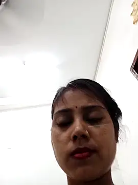 Snapshot of Newmasti chatting on April 8, 2026, 4:58 am Newmasti online show from April 8, 2026, 4:58 am