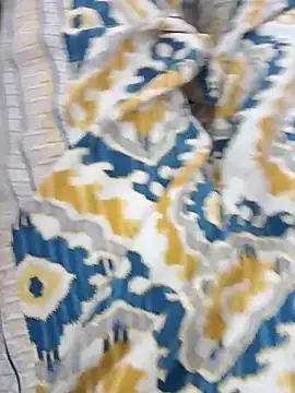 Snapshot of Newmasti chatting on April 11, 2026, 9:35 am Newmasti online show from April 11, 2026, 9:35 am