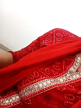 Snapshot of Newmasti chatting on April 14, 2026, 6:29 am Newmasti online show from April 14, 2026, 6:29 am