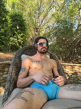 Jcboo14 online show from April 10, 2026, 10:06 pm