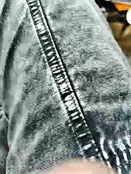 X-boy-11 online show from April 15, 2026, 6:30 am