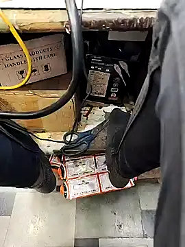 X-boy-11 online show from April 11, 2026, 7:05 am