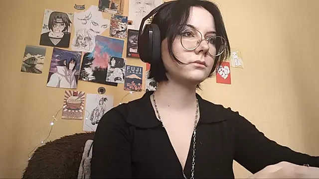 Snapshot of HighLense chatting on April 16, 2026, 6:03 am HighLense online show from April 16, 2026, 6:03 am