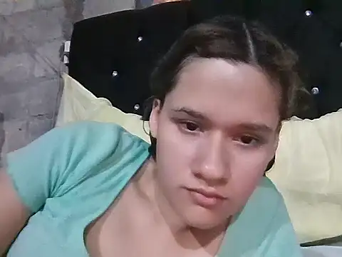 JennifferJilson online show from April 12, 2026, 11:52 pm