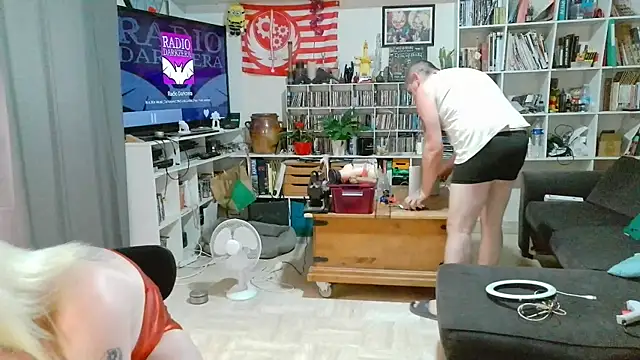 teddythebeer86 online show from June 2, 2026, 2:06 pm
