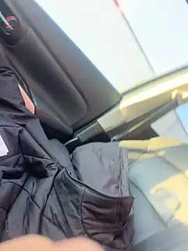 granainojoven online show from April 14, 2026, 6:40 am