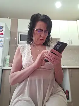 LaliaMia online show from March 28, 2026, 2:56 am