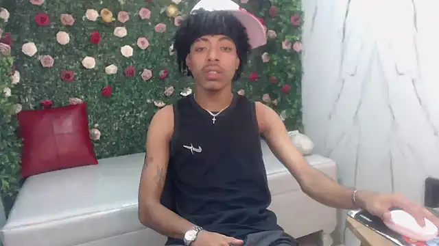 velvetcouple x online show from July 16, 2026, 2:14 pm