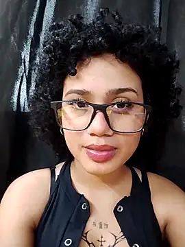 Shalma Sexy online show from April 18, 2026, 9:04 pm