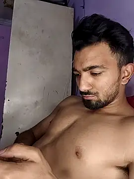 ItsPlayboy031 online show from May 24, 2026, 5:07 am