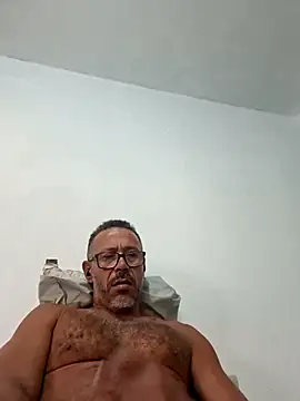 paizao1977brazil online show from May 9, 2026, 7:39 pm
