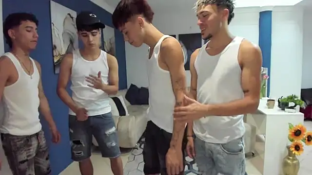 Snapshot of Theguys-passion chatting on April 10, 2026, 9:44 pm Theguys-passion online show from April 10, 2026, 9:44 pm