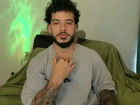 Snapshot of sinnei__ chatting on April 13, 2026, 12:42 pm sinnei online show from April 13, 2026, 12:42 pm