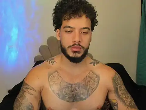 Snapshot of sinnei__ chatting on April 16, 2026, 5:52 am sinnei online show from April 16, 2026, 5:52 am