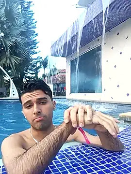RodrigoColby2 online show from April 27, 2026, 10:41 pm