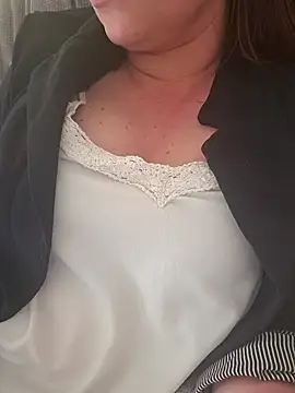 Snapshot of openstes14 chatting on April 11, 2026, 12:53 pm openstes14 online show from April 11, 2026, 12:53 pm