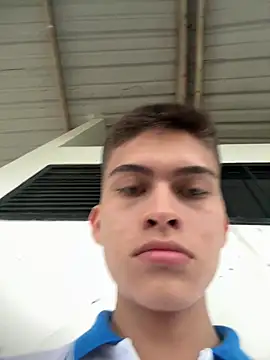 sabanamojada19 online show from April 16, 2026, 3:24 pm