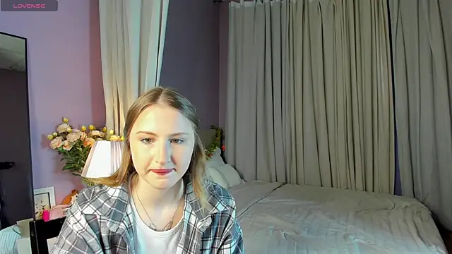 Snapshot of April_Jackson chatting on April 9, 2026, 1:07 am April Jackson online show from April 9, 2026, 1:07 am