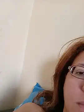Snapshot of Nisrin_ay chatting on July 14, 2026, 8:30 am Nisrin ay online show from July 14, 2026, 8:30 am